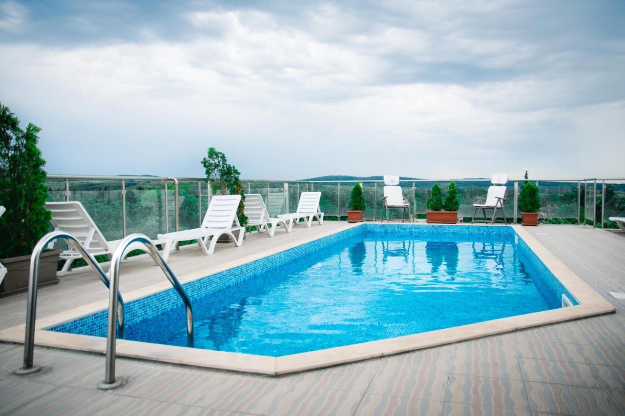 Holiday Apartment 7 Chisaria Zewnętrze zdjęcie